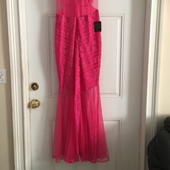 Dress - Picture 2 of 3